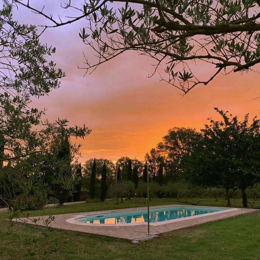 San Costanzo Casa Sorgente B&B 외부 사진